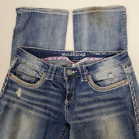 Maurices bootcut contrasting stitching jeans size 5 / 6 - Picture 12 of 15